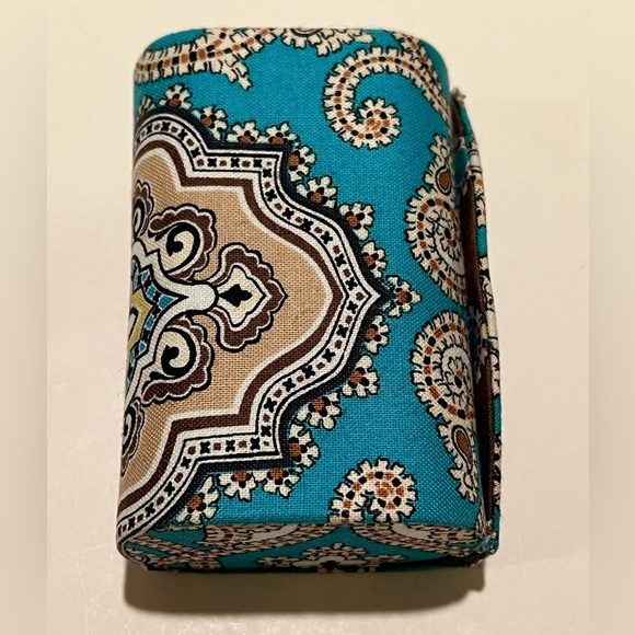 VERA BRADLEY TOTALLY TURQUOISE LIPSTICK HOLDER. - Picture 3 of 7